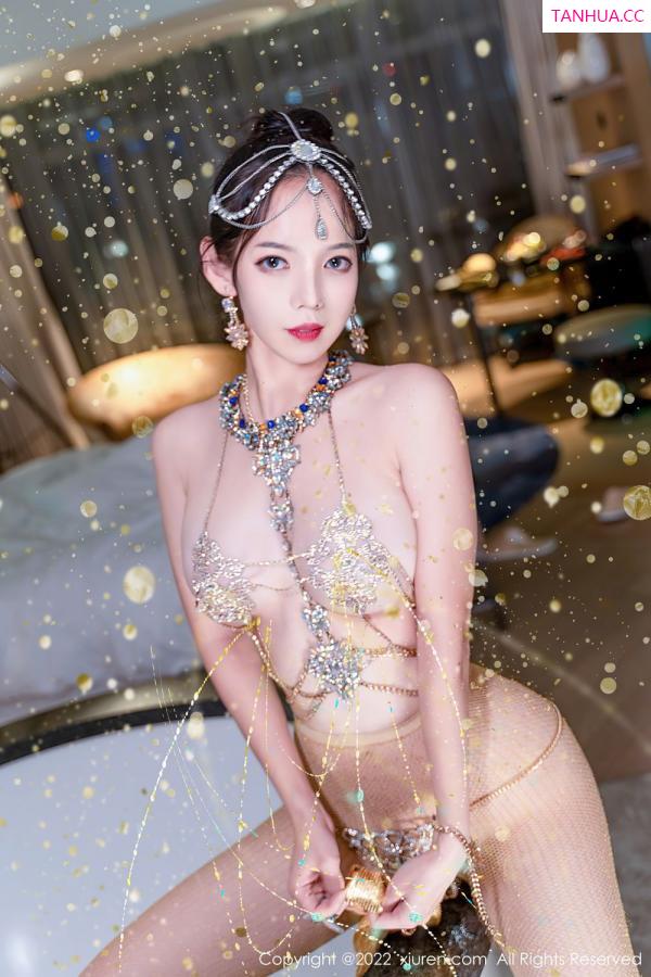 大美媚京  [XiuRen]高清写真图 2022.09.08 No.5559 大美妞儿第45张图片